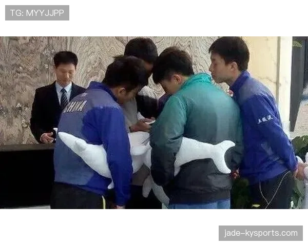 柳雅慧训练完直接拎爱马仕去吃米其林，这日子谁顶得住啊